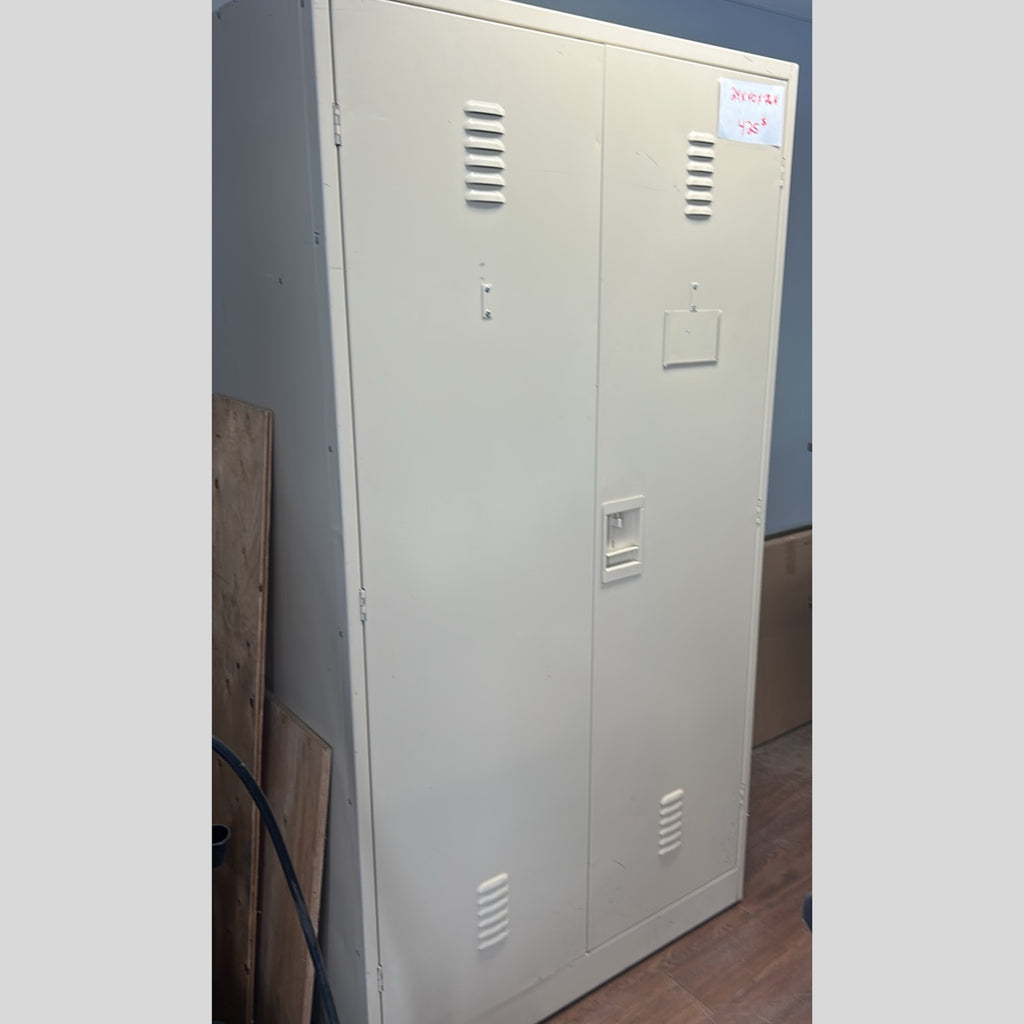 Armoire Haute Combinée Verrouillable Commerciale | Bureau L'Entrepôt