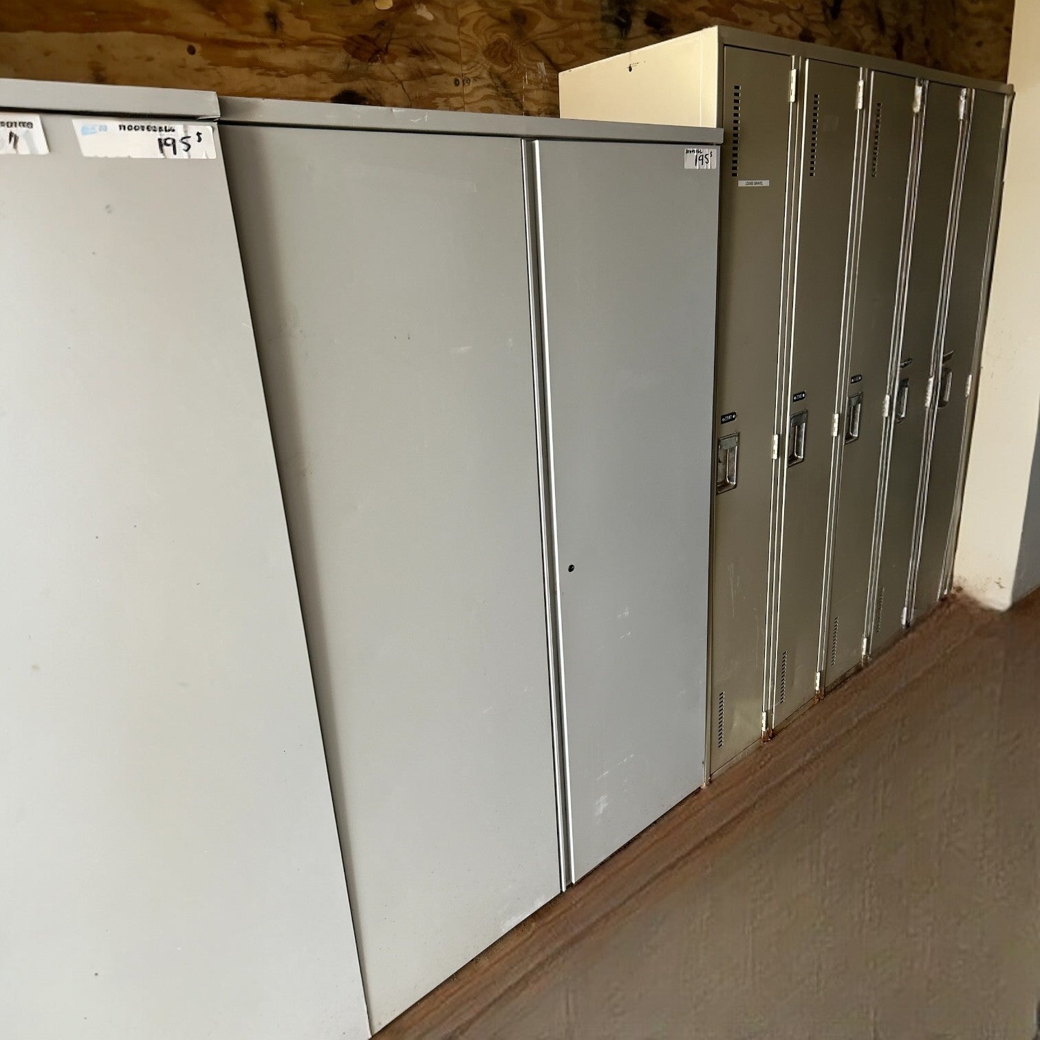 Armoire de Rangement en Métal Gris 3 Tablettes  | Bureau L'entrepôt