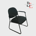 Chaise Visiteur Rembourrée Noire | Bureau L'Enterpôt