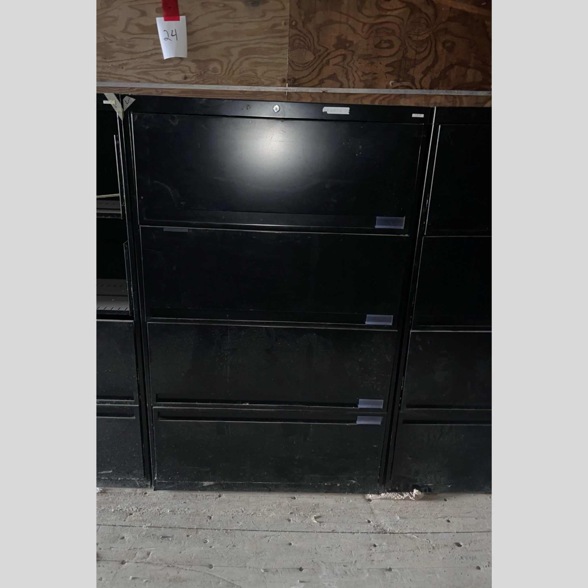 Classeur Latéral 3 Tiroirs Métallique - 18P x 36L x 54H - Usagé | Bureau L'entrepôt