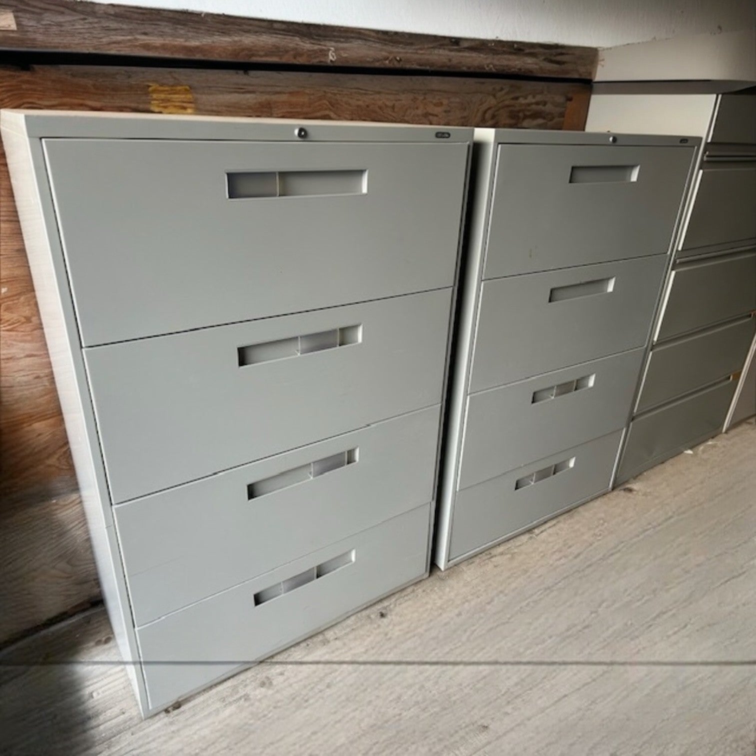 Classeur Latéral Métallique 4 Tiroirs - Serrure Incluse - Rangement de Bureau | Bureau L'entrepôt