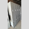 Unité de Vestiaire 8 Portes (2 Niveaux) - 48 po x 72 po - Gris Industriel 2e Qualité  | Bureau L'entrepôt