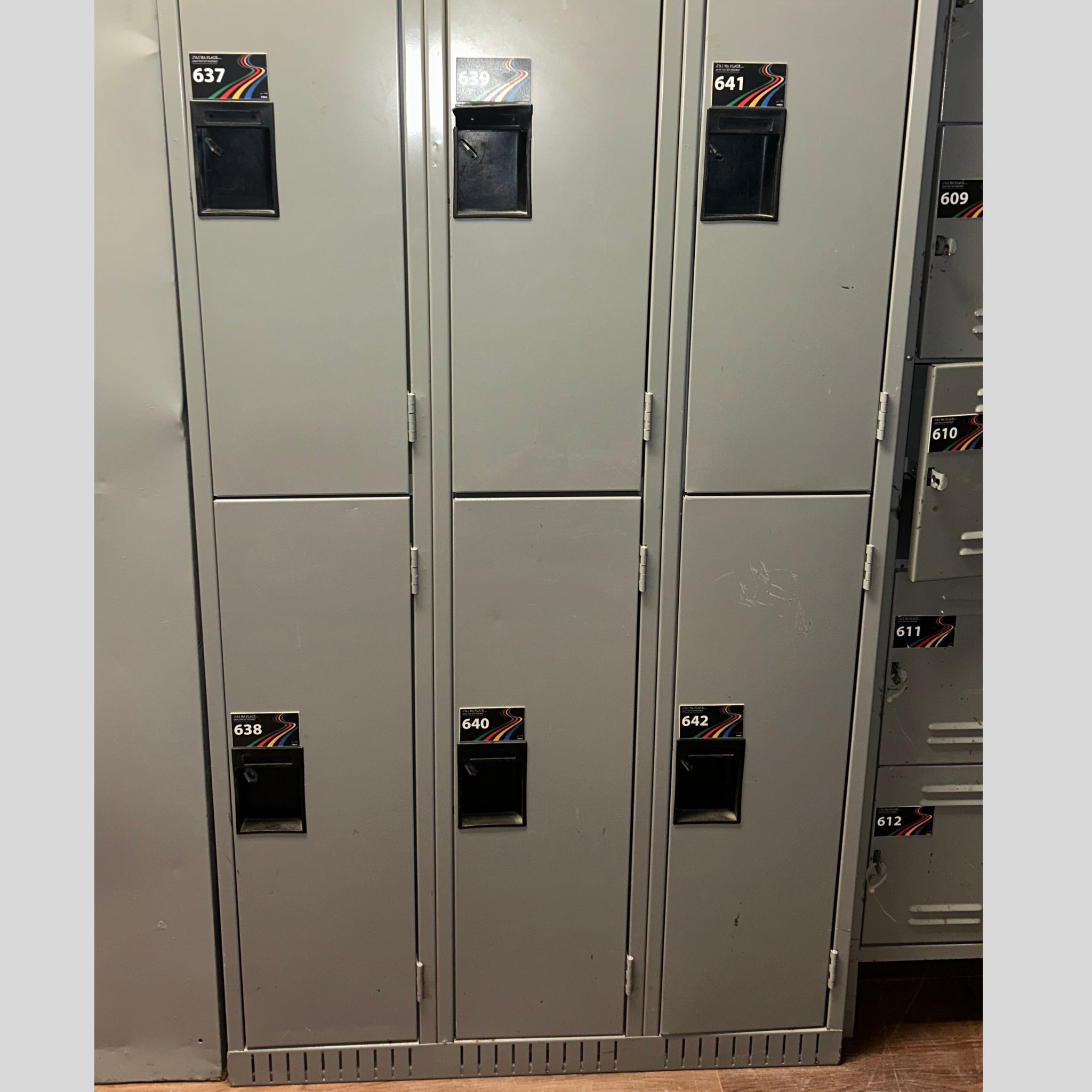 Vestiaire Métallique à Demi-Porte | Bureau L'Entrepôt