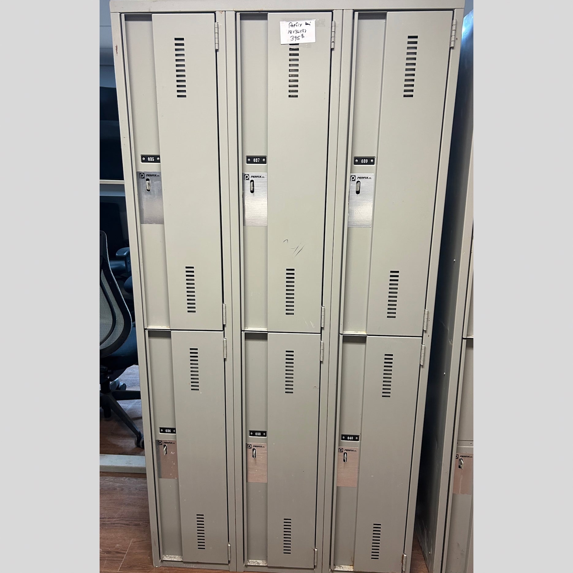 Vestiaire PERFIX à Demi-Porte | Bureau L'Entrepôt